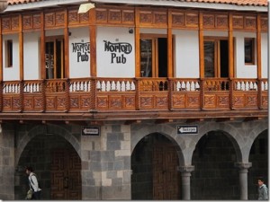 Norton Rats Bar -Cusco