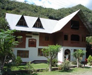 Pozuzo - Alpine House