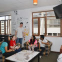 lima hostels - che lagarto guests socializing